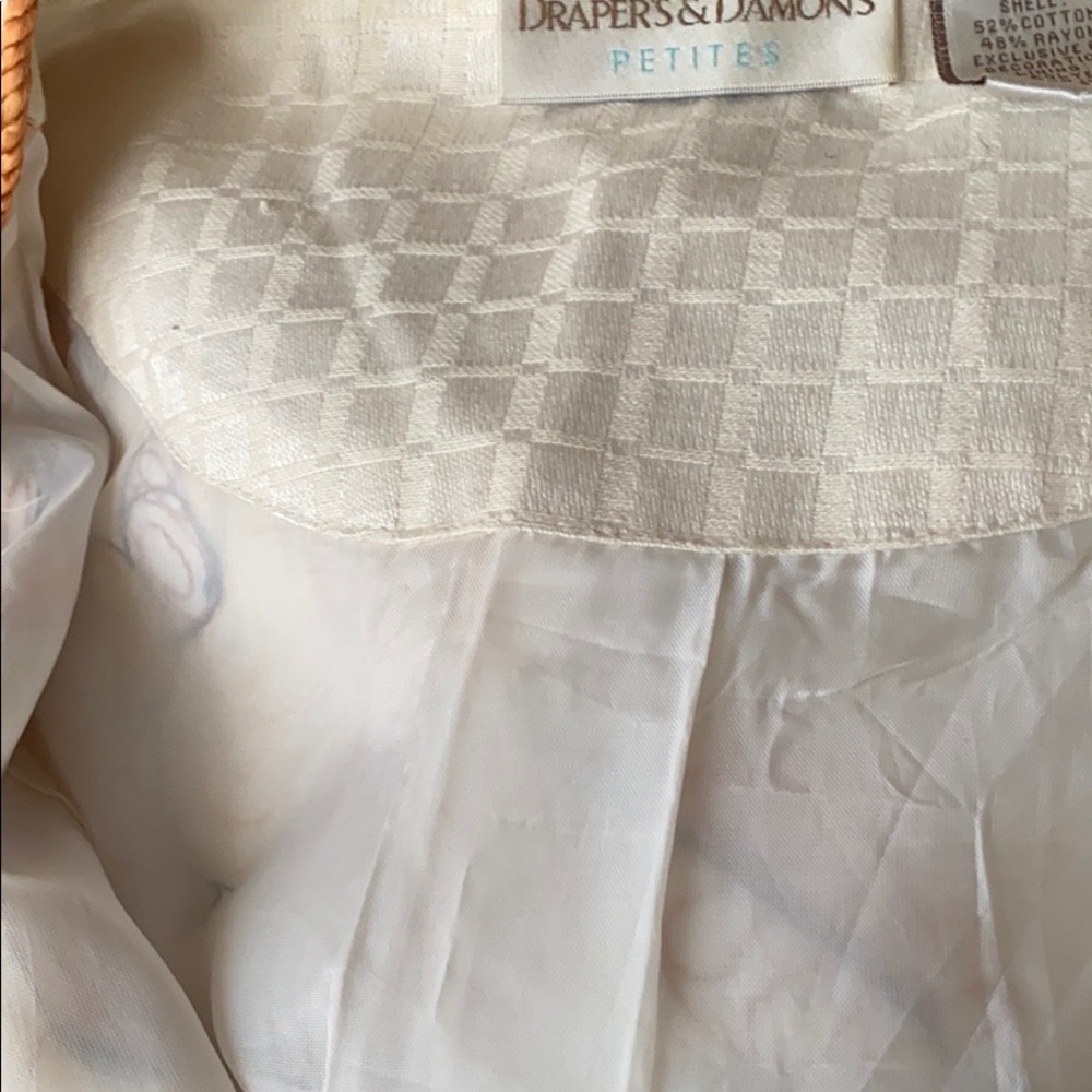 Beautiful Embroidered jacket Petite Large - Picture 8 of 9